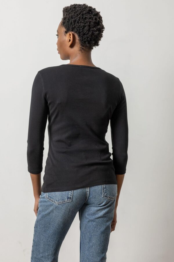 3/4 Sleeve V-Neck - Image 7