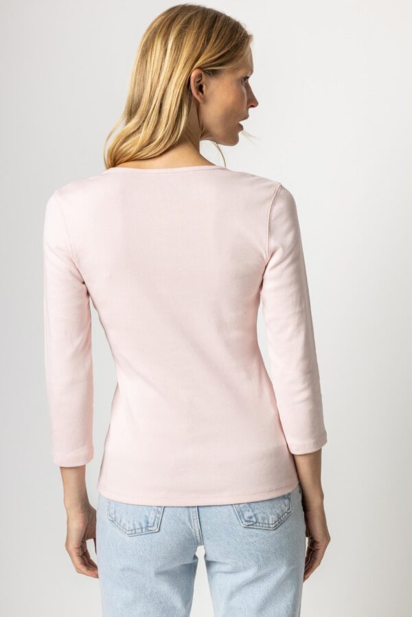 3/4 Sleeve V-Neck - Image 10