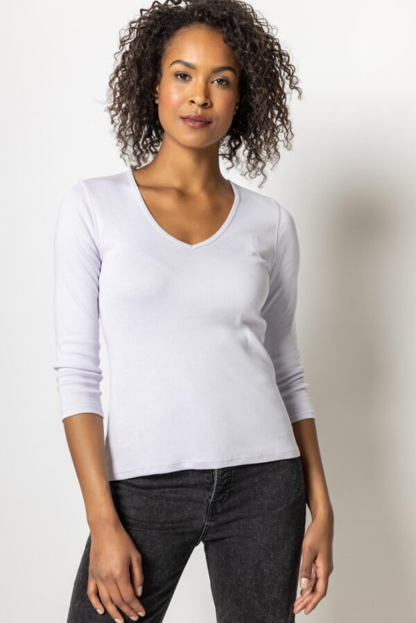 3/4 Sleeve V-Neck - Image 22