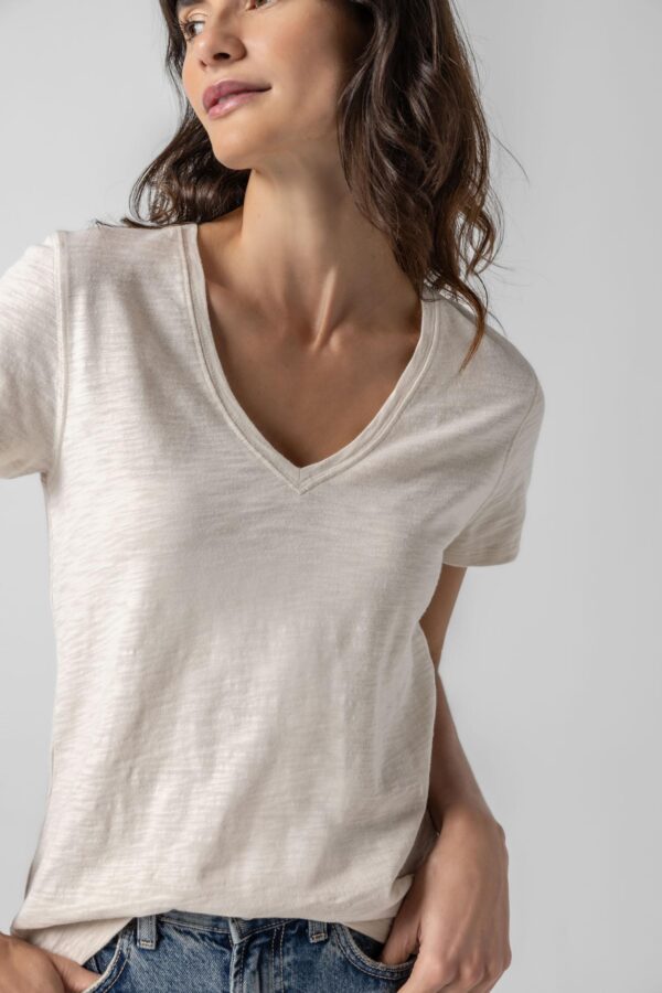 Short Sleeve Back Seam V-Neck - Image 10