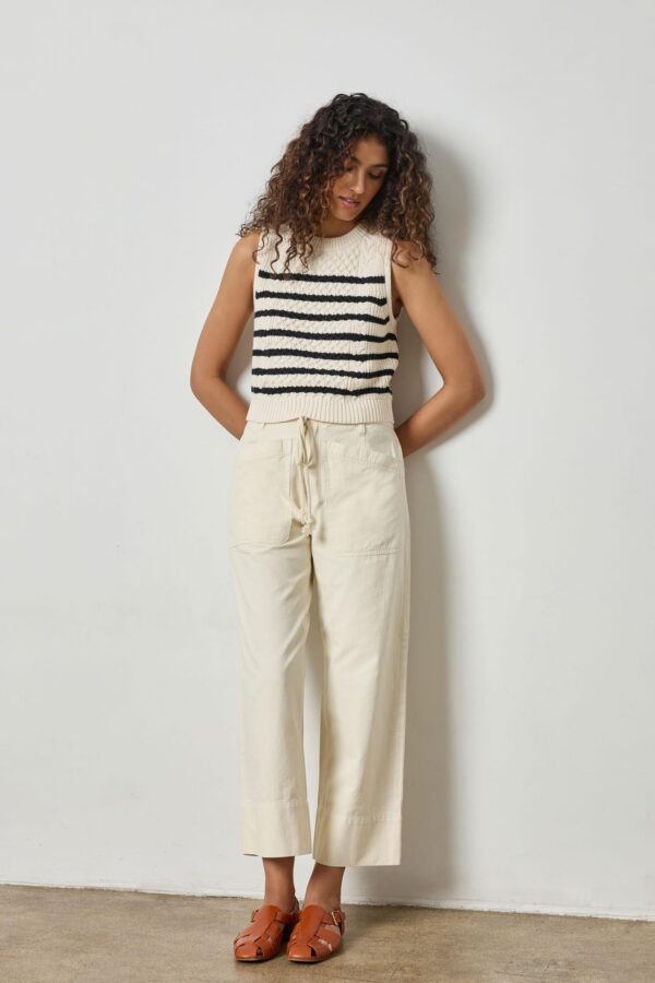 Cropped Cable Tank Sweater - Image 10